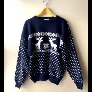 Amazing VTG winter sweater from Israel navy/white